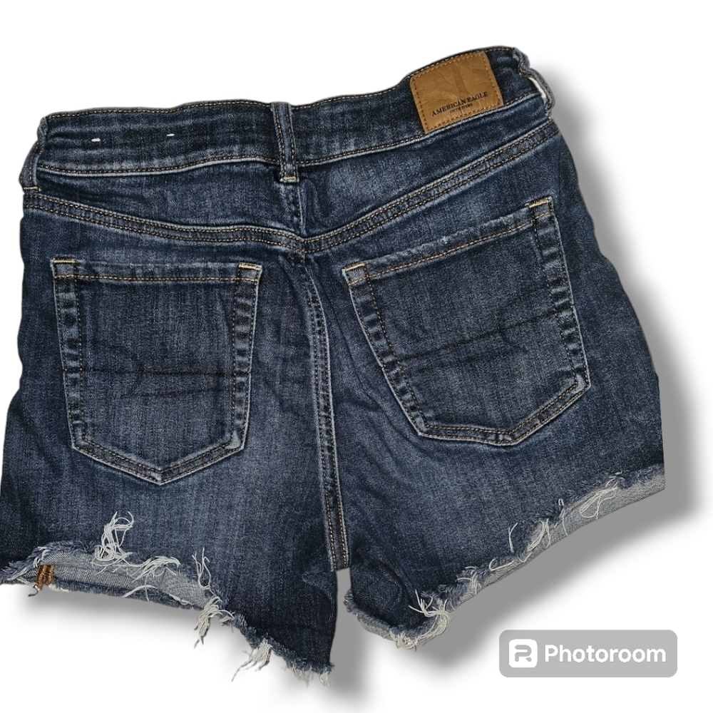 Sz 4 American eagle next level stretch hi rise shortie